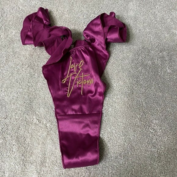 Winter Wonder Ruffle Satin Thong Panty Victoria's Secret - Picture 5 of 5